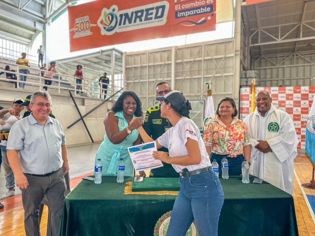 Magdalena Joven Felicita a los Nuevos Guardianes del Turismo y del Patrimonio de Santa Marta